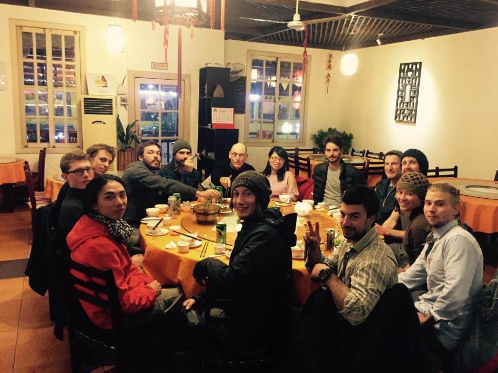Climbers Inn Yangshuo Bagian luar foto